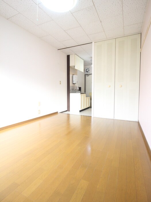 物件内観写真18　(居室)