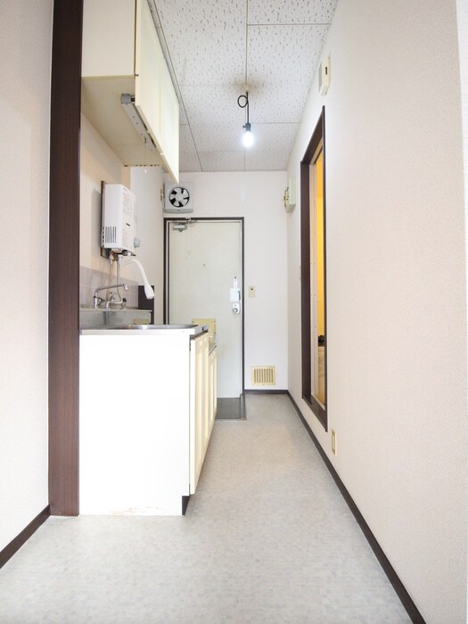 物件内観写真20　(廊下)