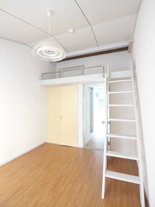 物件内観写真7　(居室)