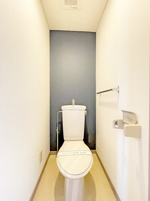 物件内観写真16　(トイレ)