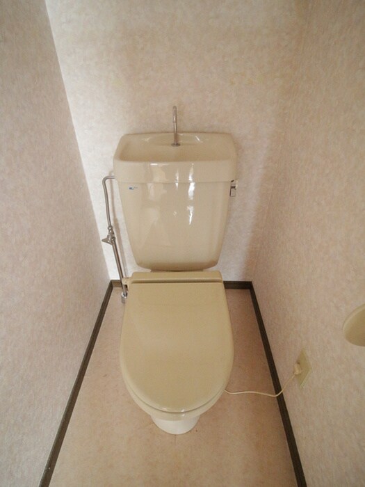 物件内観写真11　(トイレ)