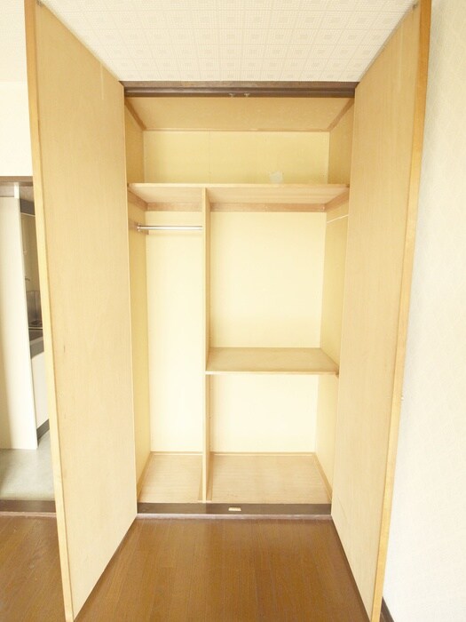 物件内観写真8　(収納)