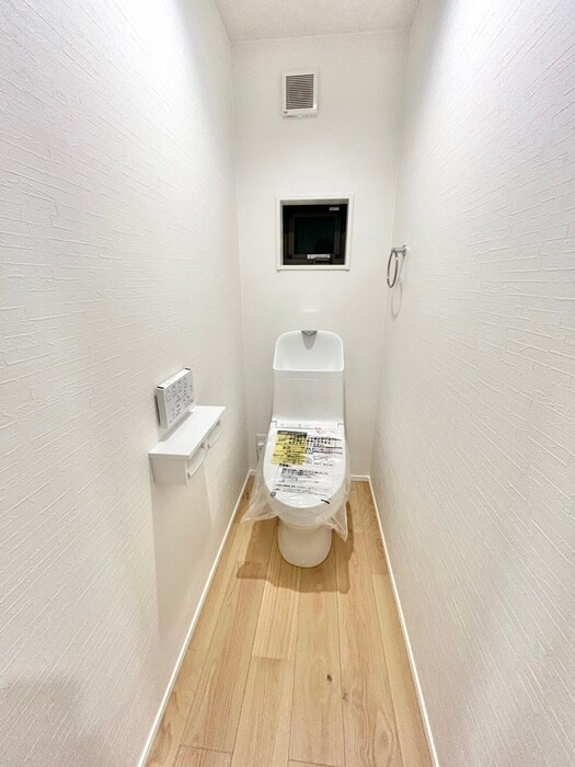 物件内観写真11　(トイレ)