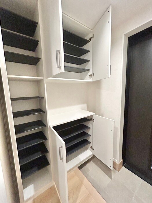 物件内観写真14　(靴箱)