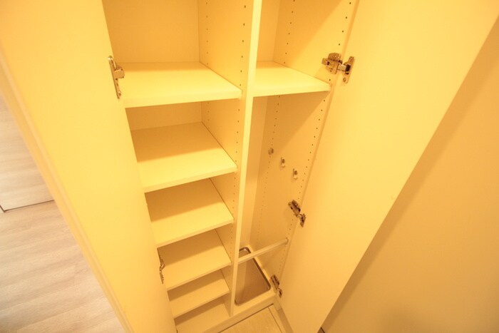 物件内観写真18　(靴箱)