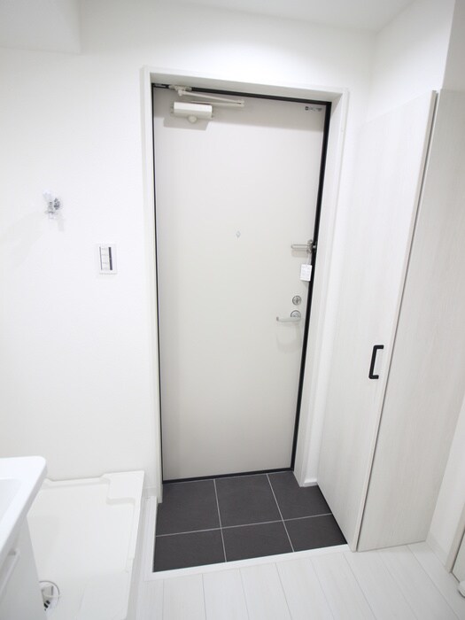 物件内観写真21　(玄関)