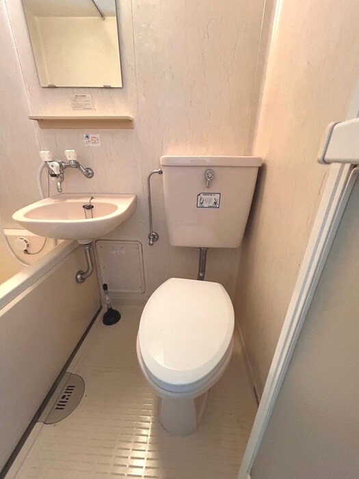 物件内観写真18　(トイレ)