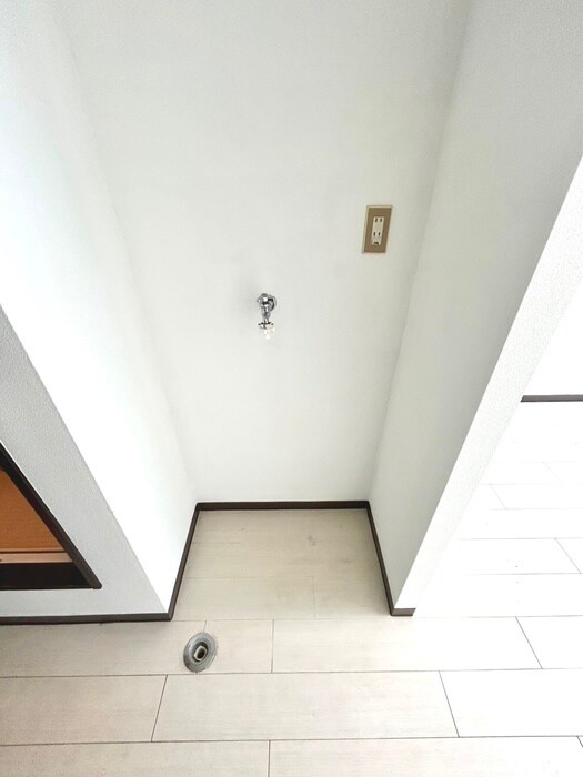 物件内観写真20　(洗濯機置場)