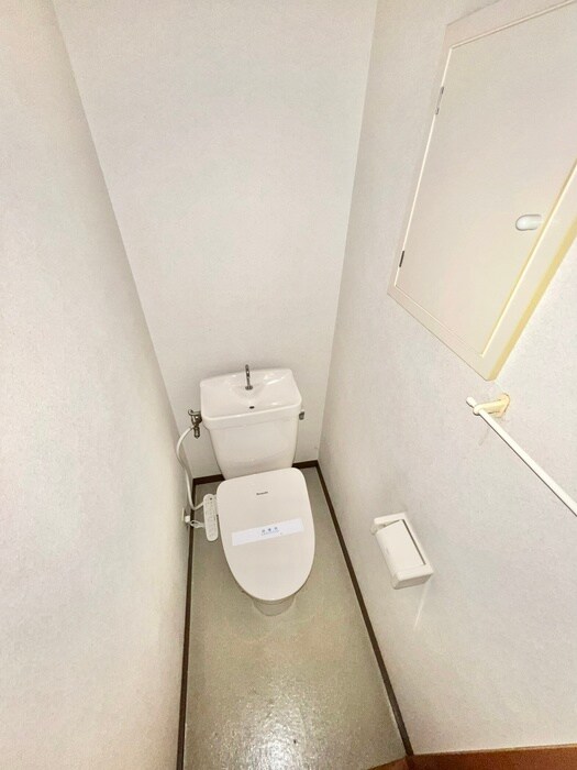 物件内観写真13　(トイレ)