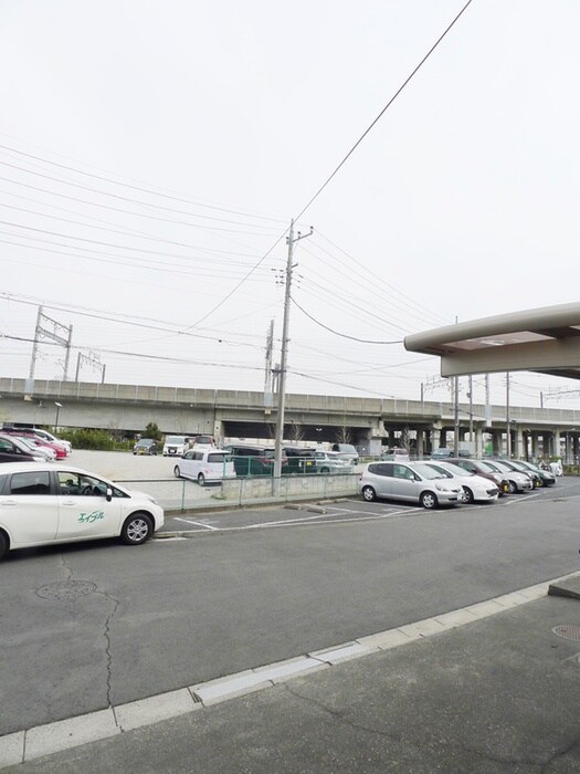 物件内観写真18　(室内からの展望)