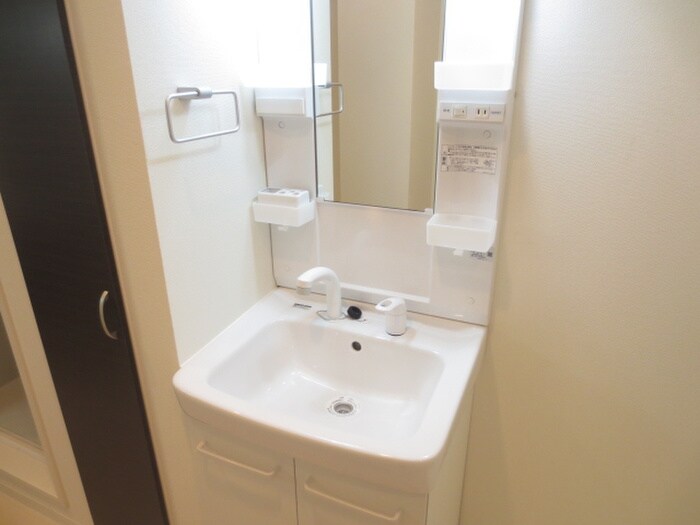 物件内観写真6　(洗面)