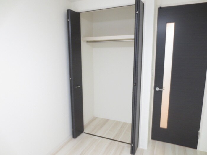物件内観写真12　(収納)