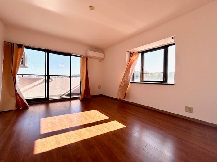 物件内観写真7　(居室)