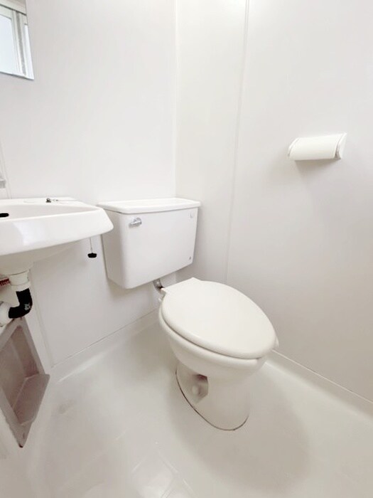 物件内観写真12　(トイレ)