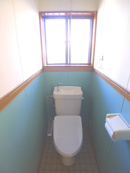 物件内観写真14　(トイレ)