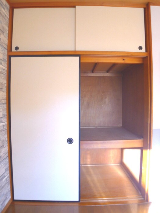 物件内観写真16　(収納)