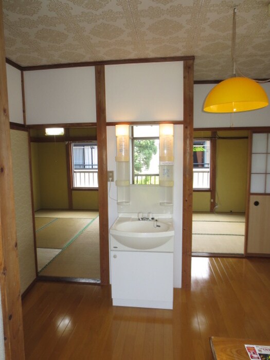 物件内観写真10　(居室)