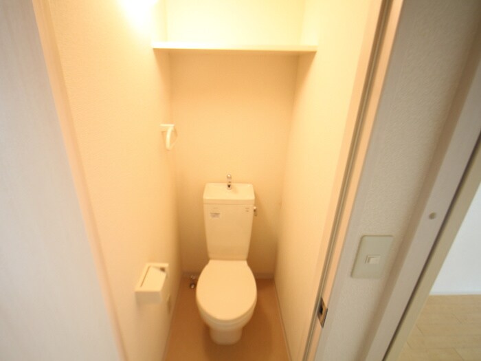 物件内観写真6　(トイレ)