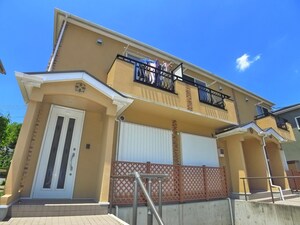 市川ガーデンヴィラB棟外観写真