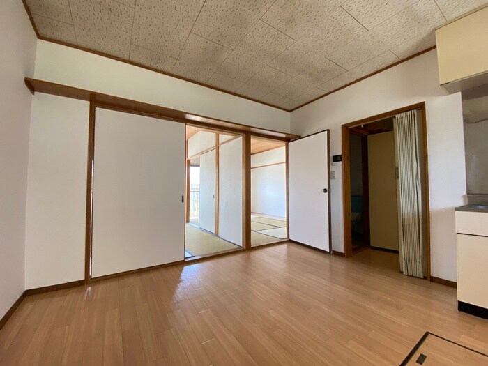 物件内観写真7　(居室)