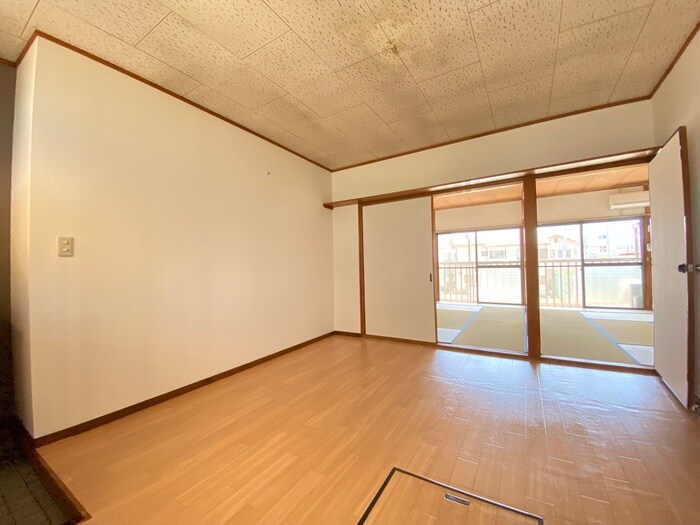 物件内観写真8　(居室)