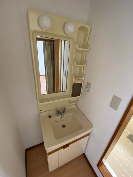 物件内観写真14　(洗面)