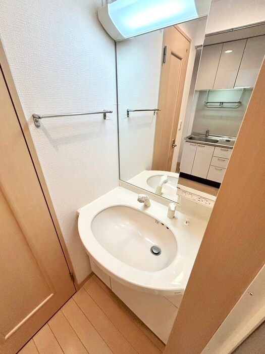 物件内観写真14　(洗面)