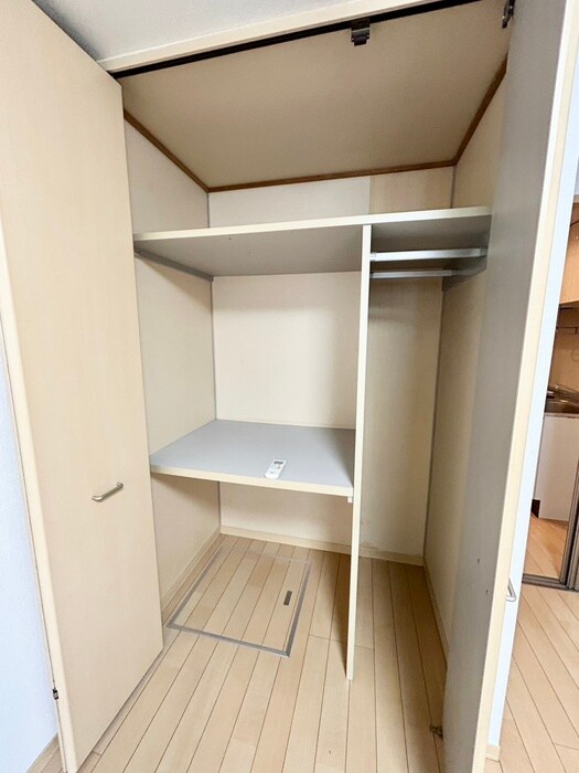 物件内観写真15　(収納)