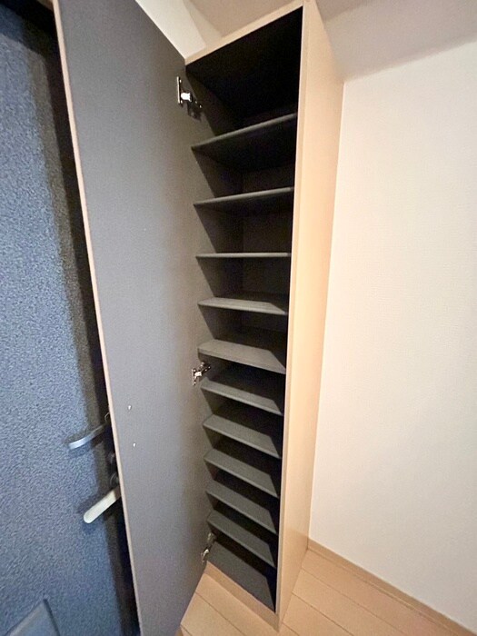 物件内観写真17　(靴箱)