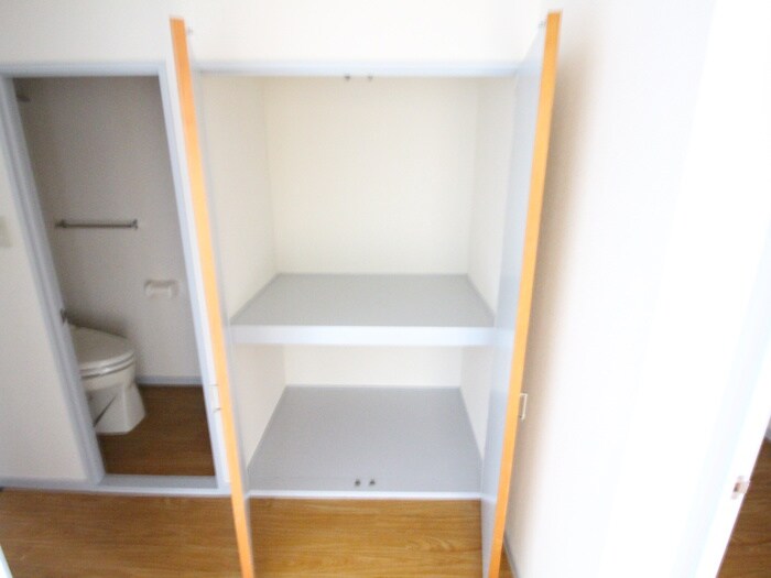 物件内観写真15　(収納)