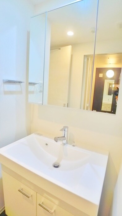 物件内観写真11　(洗面)