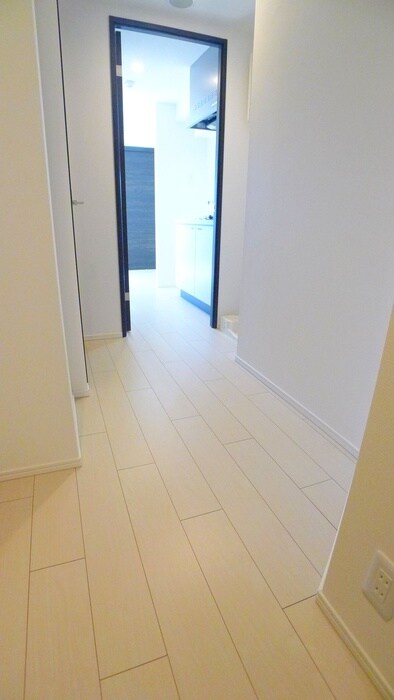 物件内観写真19　(廊下)