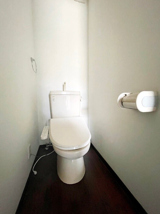 物件内観写真12　(トイレ)