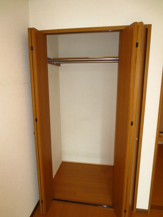 物件内観写真13　(収納)