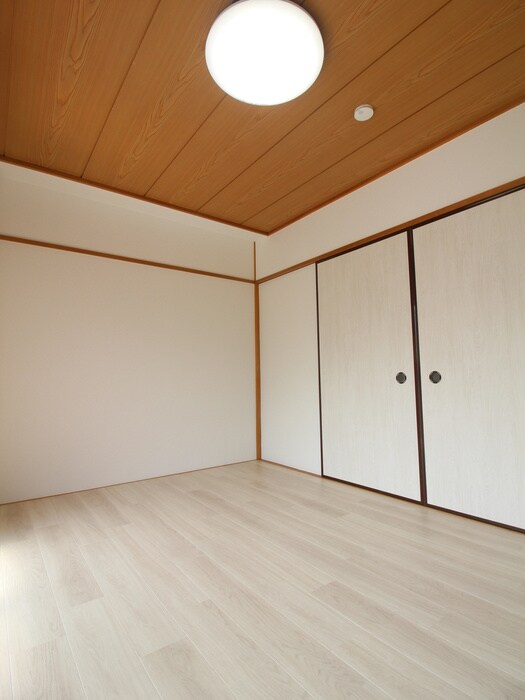 物件内観写真6　(居室)