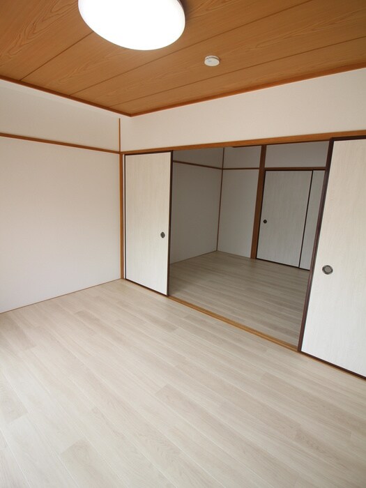 物件内観写真9　(居室)