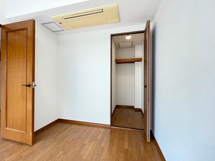 物件内観写真9　(収納)