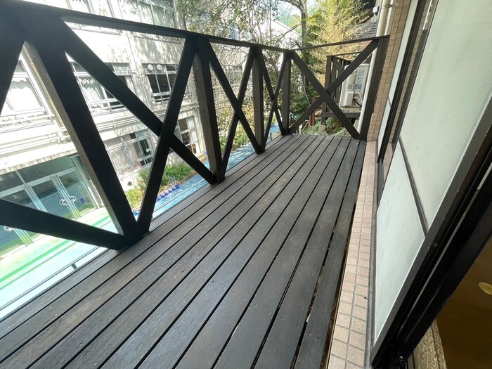 物件内観写真11　(ベランダ・バルコニー)