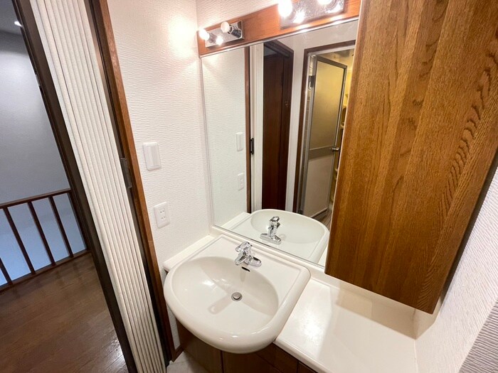 物件内観写真14　(洗面)