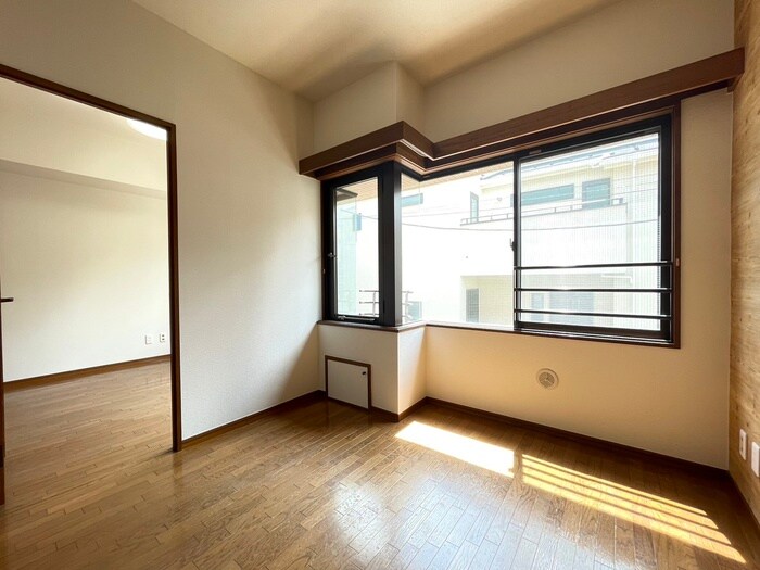 物件内観写真22　(居室)