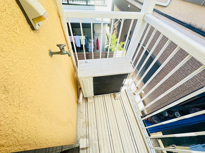 アパートメント草苑の洗濯機置場