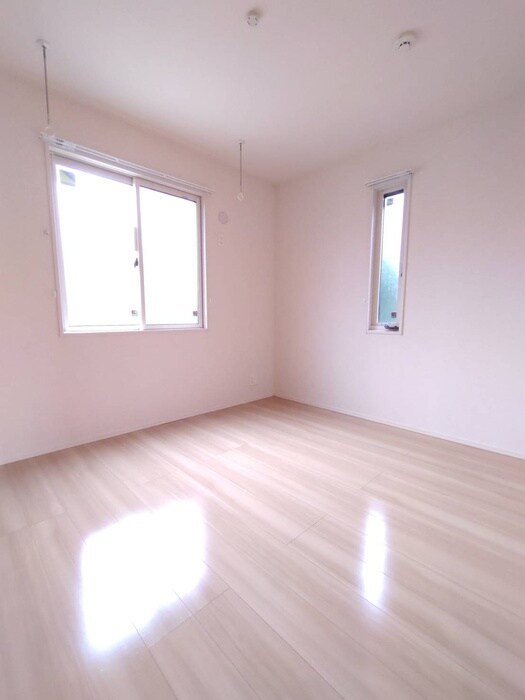 物件内観写真10　(居室)