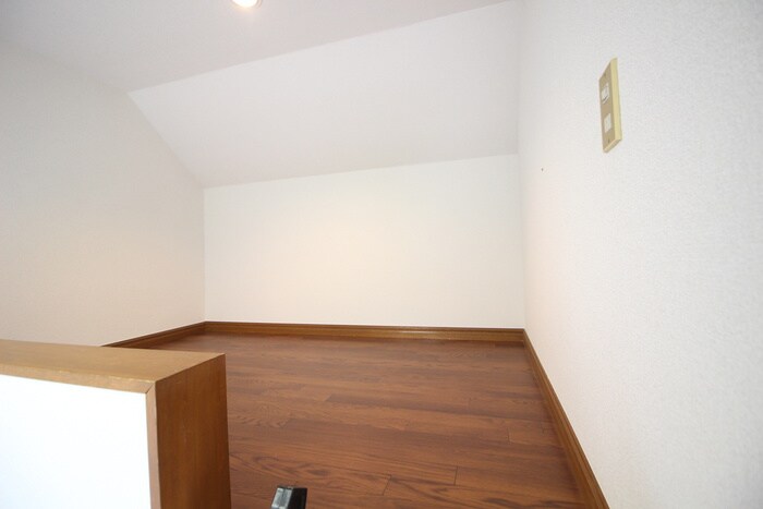 物件内観写真11　(ロフト)