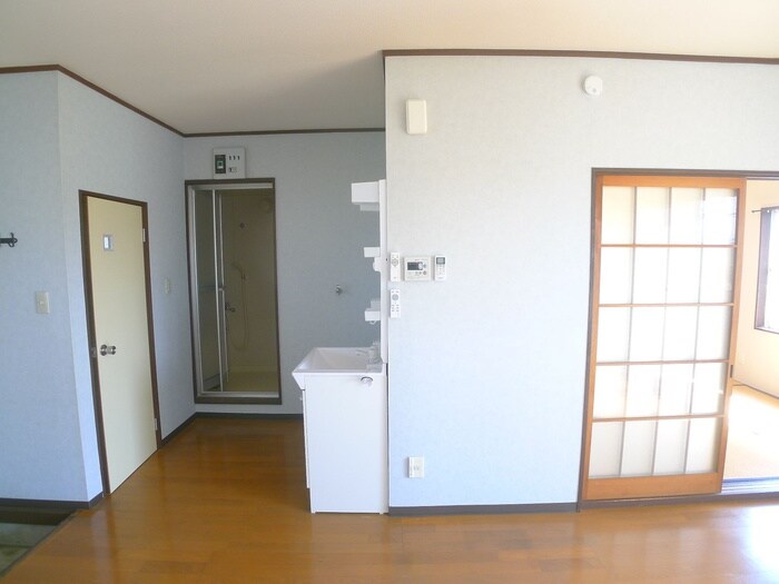 物件内観写真10　(居室)