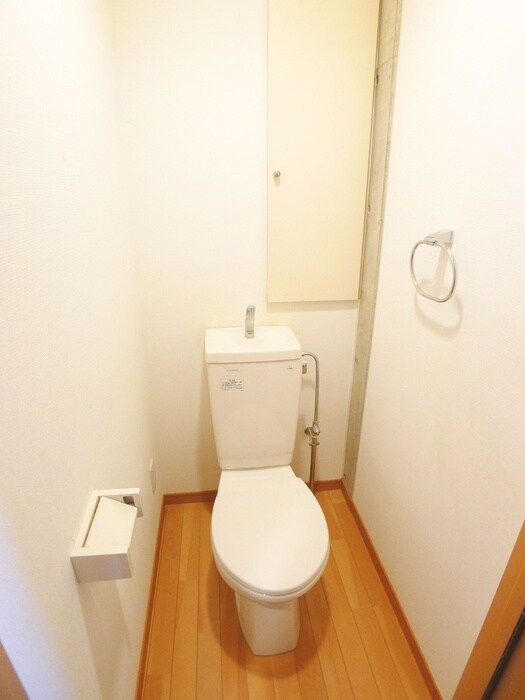 物件内観写真12　(トイレ)