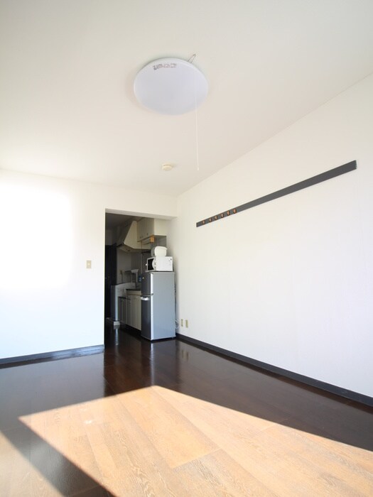 物件内観写真11　(居室)