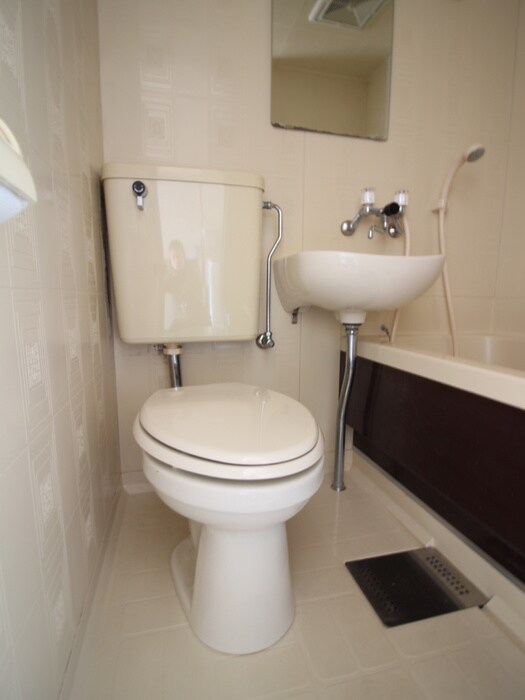 物件内観写真13　(トイレ)