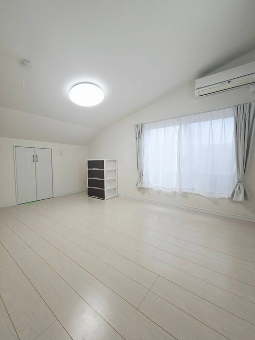 物件内観写真7　(居室)