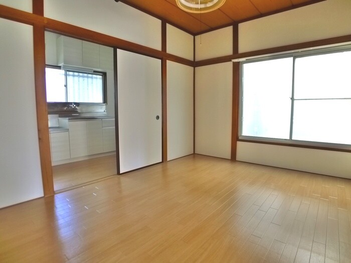 物件内観写真6　(居室)