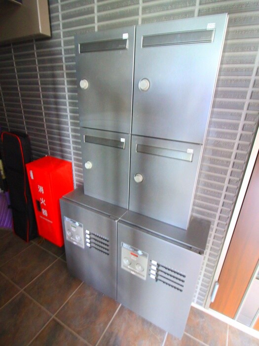 物件外観写真6　(建物設備)